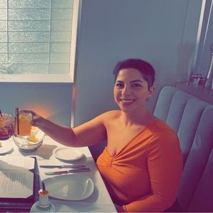 Meet your Posher, Rhonda